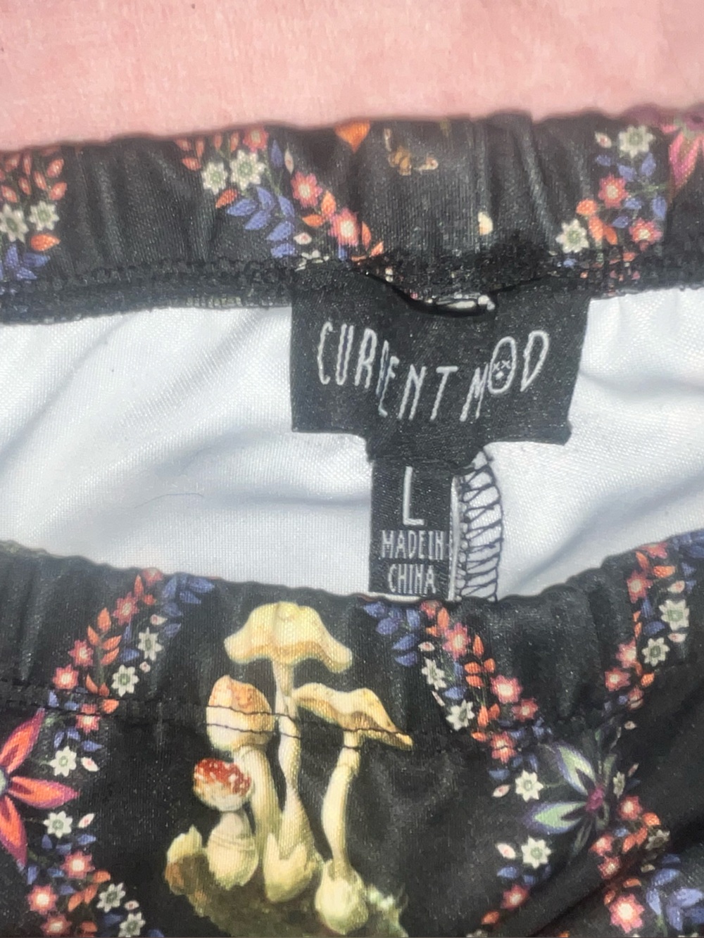 Current Mood Black Wide-Leg Mushroom Print Pants Size Large - Picture 4 of 5